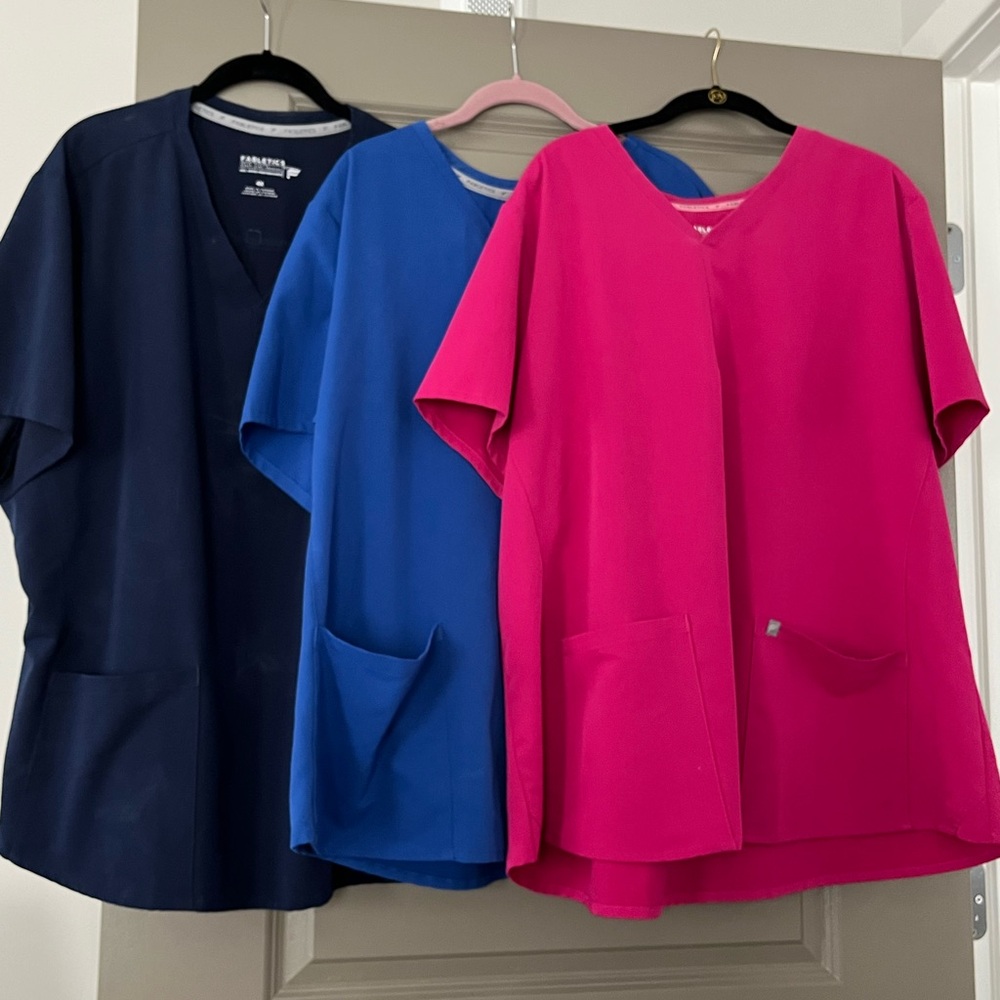 Fabletics Women’s V-Neck Scrub Tops in Navy, Royal Blue & Hot Pink Hardly Worn